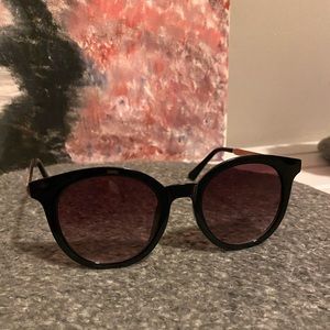 Oscar De La Renta Sunglasses